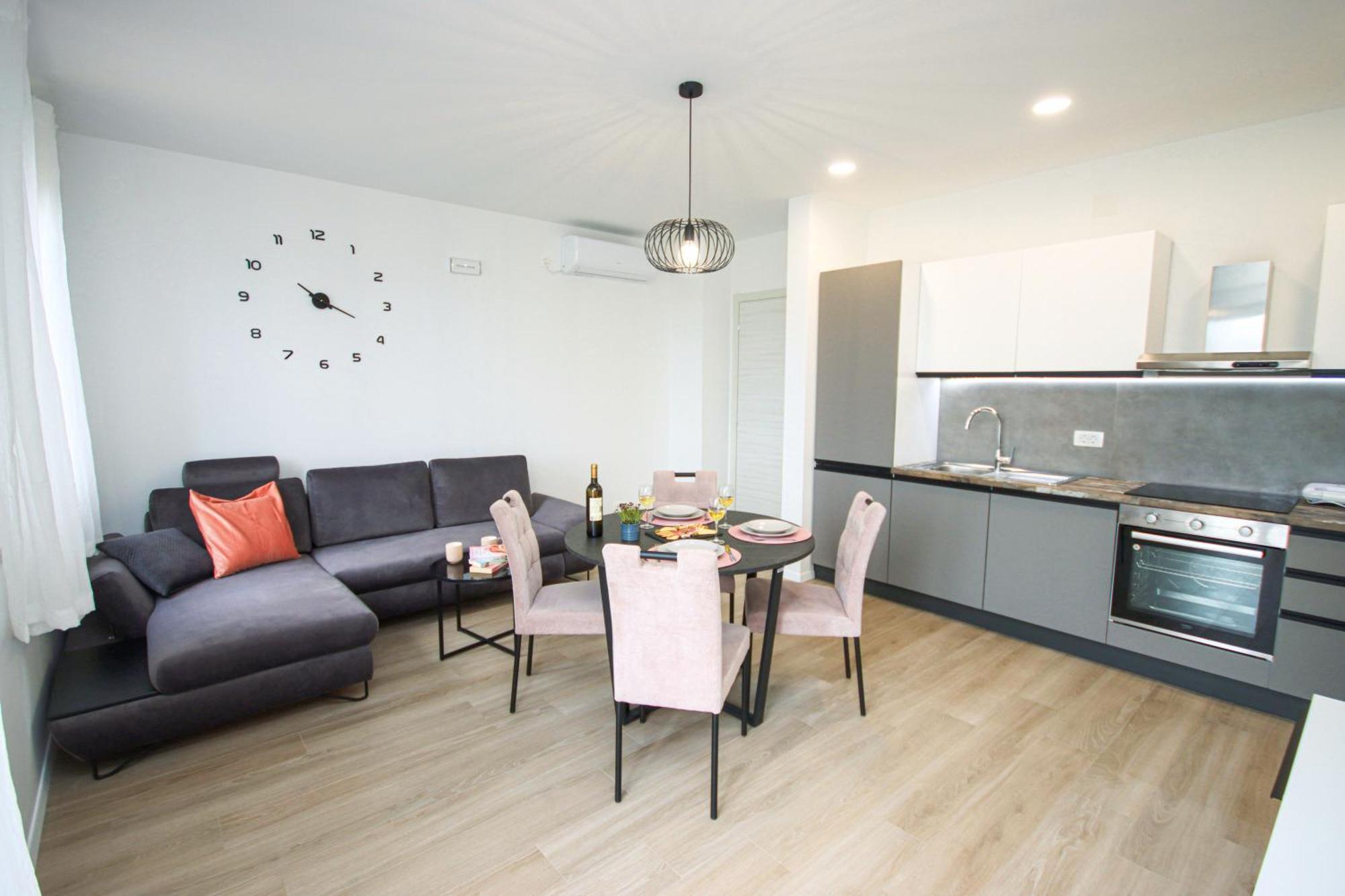 Apartments Titi ツァヴタット エクステリア 写真