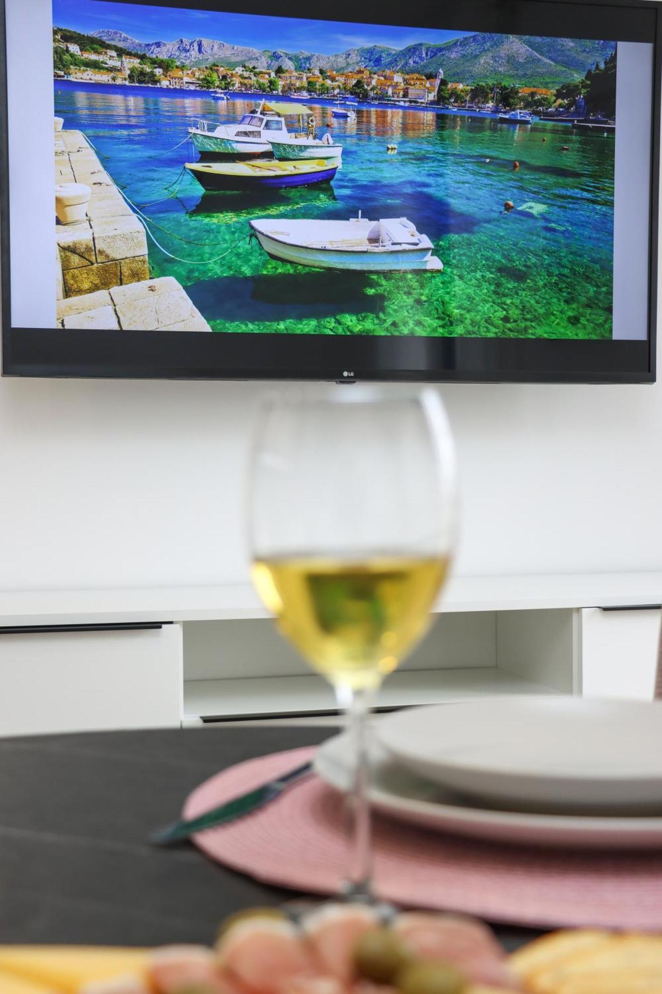 Apartments Titi ツァヴタット エクステリア 写真