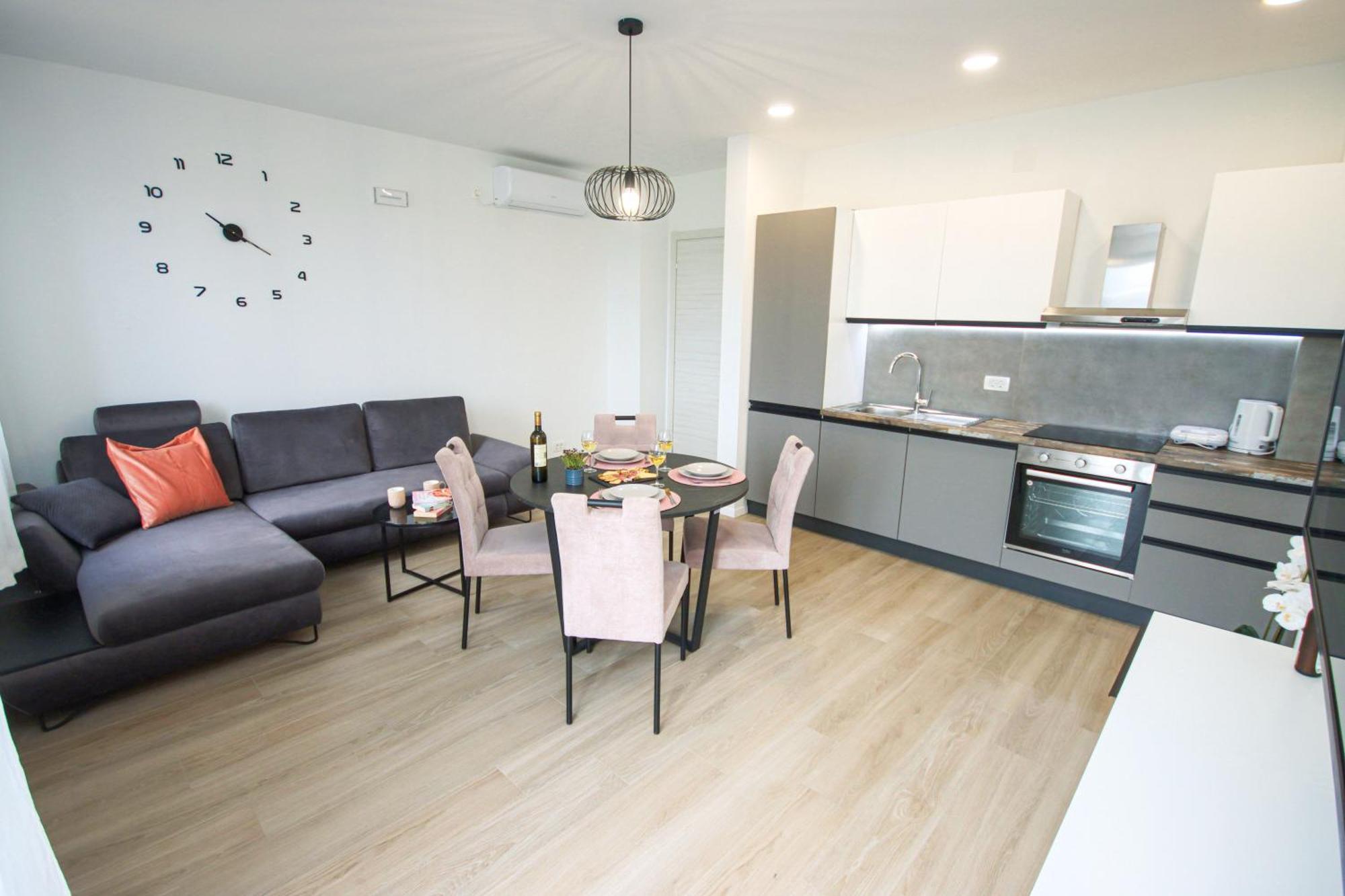 Apartments Titi ツァヴタット エクステリア 写真