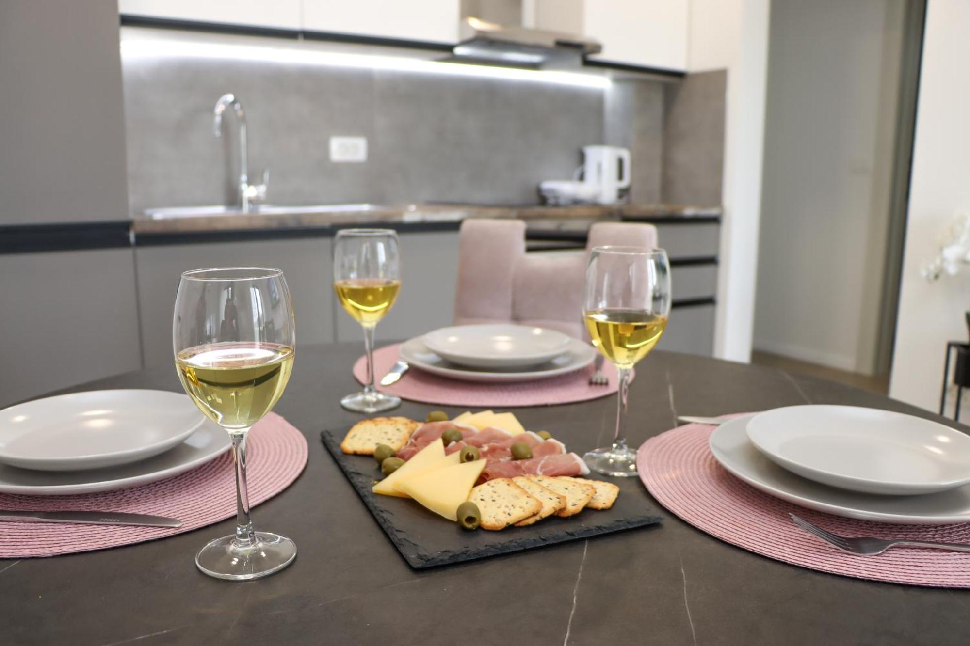 Apartments Titi ツァヴタット エクステリア 写真